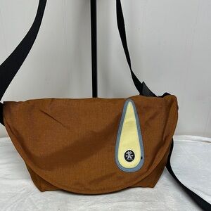 Collectible Crumpler Clamshell Bag 2005 Cher Farewell Tour New